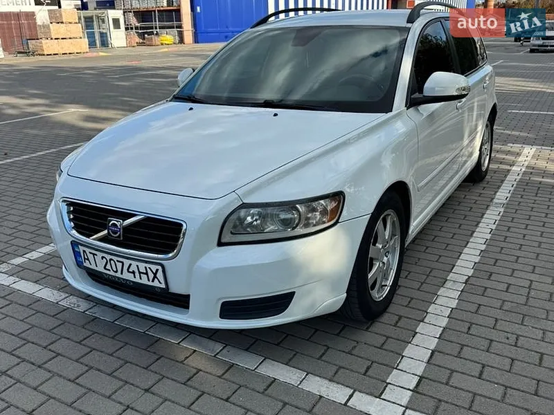 Volvo V50