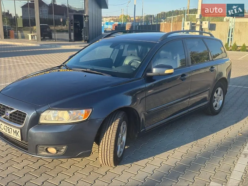 Volvo V50