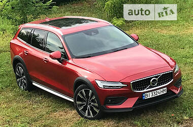 Volvo V60 Cross Country AWD T5 2019