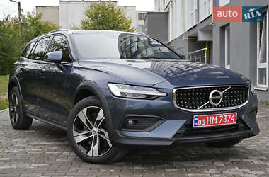 Volvo V60 Cross Country 2020