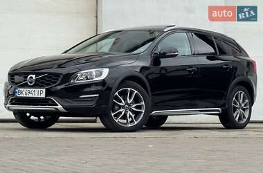Volvo V60 Cross Country 2018