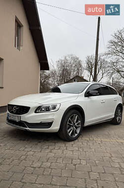 Volvo V60 Cross Country 2017