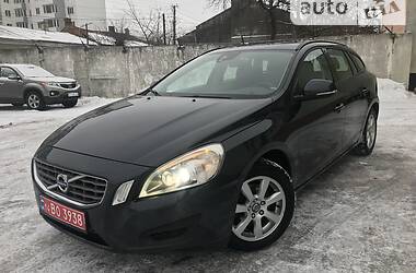 Volvo V60  2011