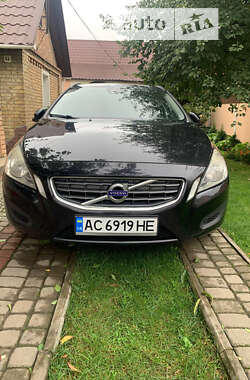 Volvo V60  2012