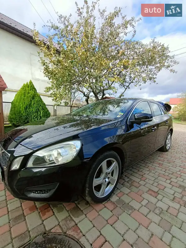Volvo V60 2013