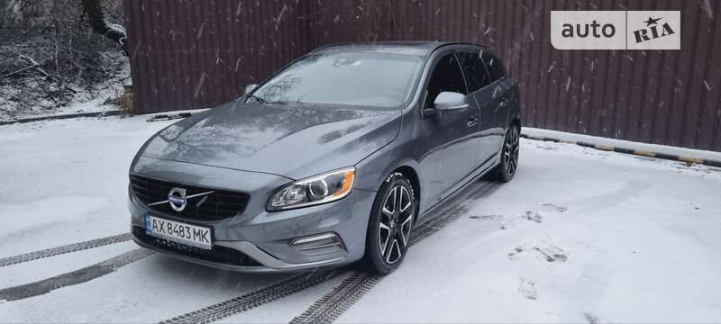 Хэтчбек Volvo V60