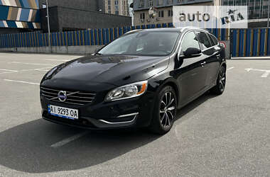 Volvo V60  2015