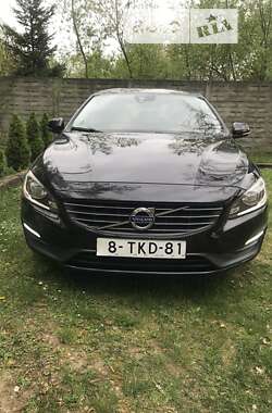 Volvo V60  2014