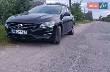 Volvo V60  2014