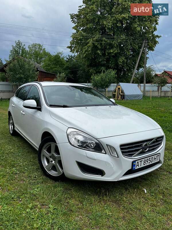 Volvo V60 2010 года в Ивано-Франковске