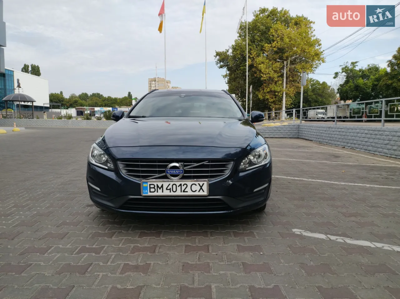 2015 Volvo V60 - фото 1