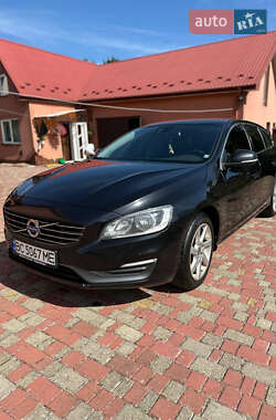 Volvo V60  2013
