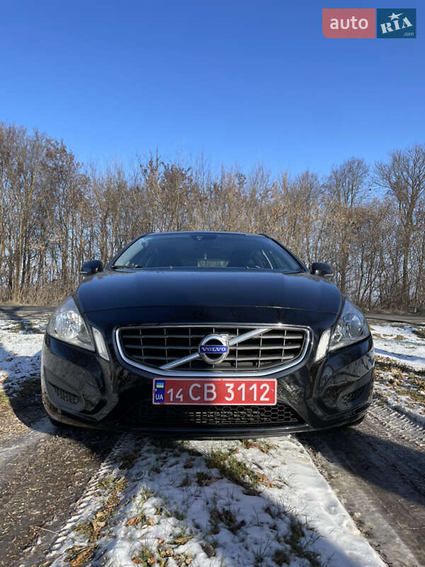 Универсал Volvo V60