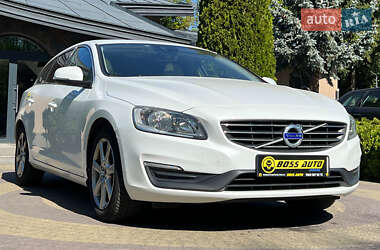 Volvo V60  2016