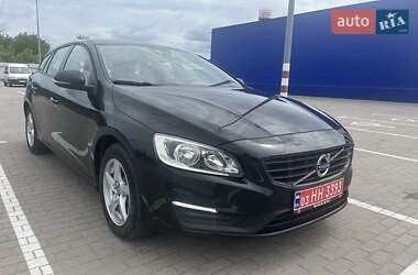 Volvo V60  2015