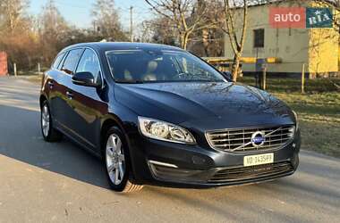Volvo V60  2015