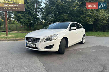 Volvo V60 2012
