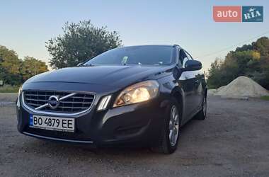 Volvo V60  2011