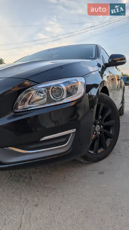 Volvo V60