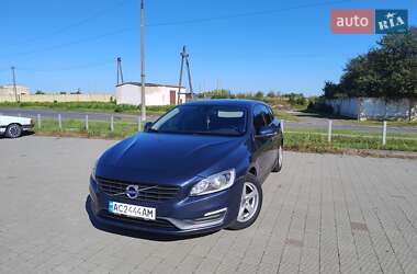Volvo V60  2014