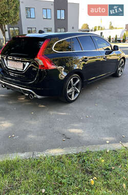 Volvo V60  2011