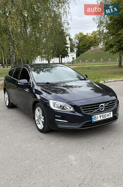 Volvo V60  2015