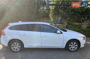 Volvo V60  2014