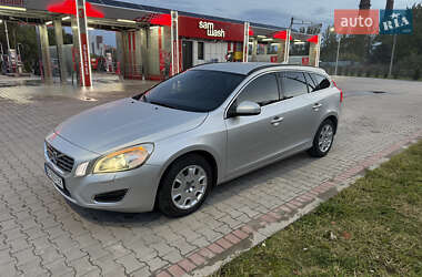 Volvo V60  2011