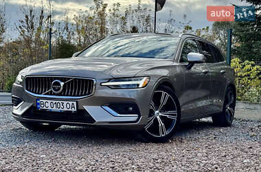 Volvo V60  2020