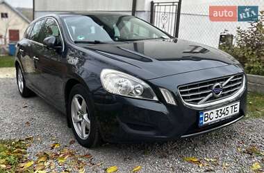 Volvo V60  2011