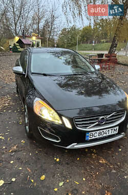 Volvo V60 2012