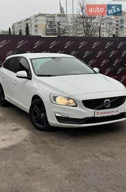 Volvo V60 2016