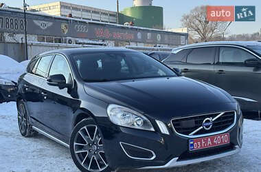 Volvo V60 2011