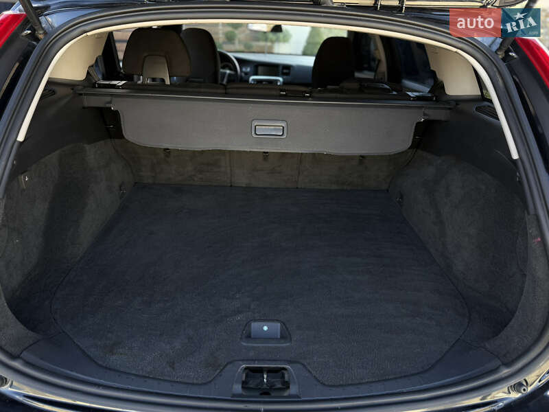 Универсал Volvo V60 2011 в Стрые
