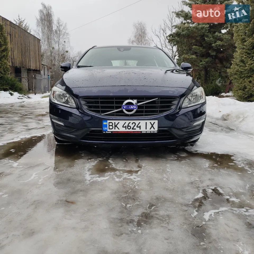 2015 Volvo V60 - фото 1