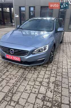 Volvo V60  2018