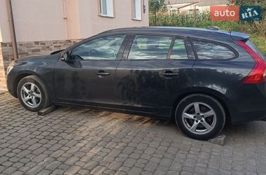 Volvo V60  2016