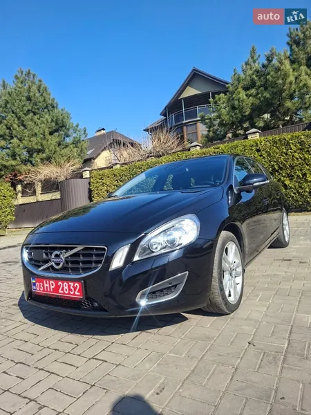 Volvo V60 2013