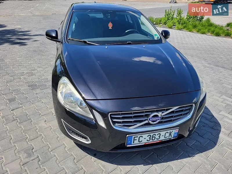 Volvo V60