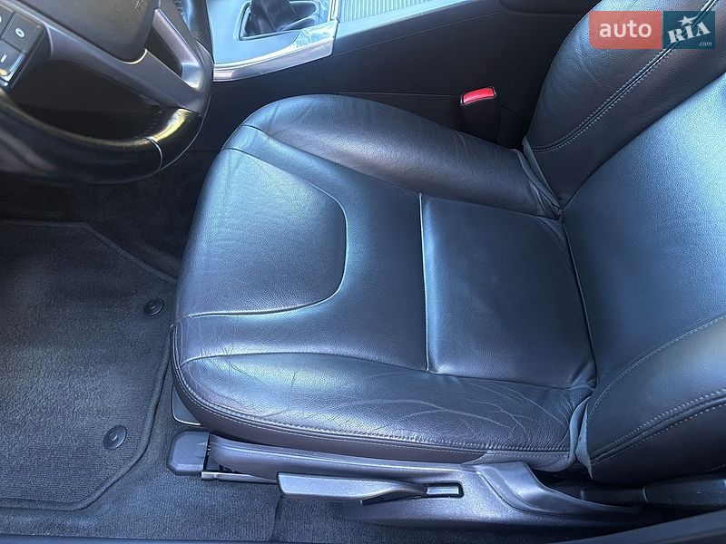 Універсал Volvo V60 2015 в Стрию