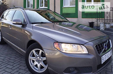 Volvo V70  2009