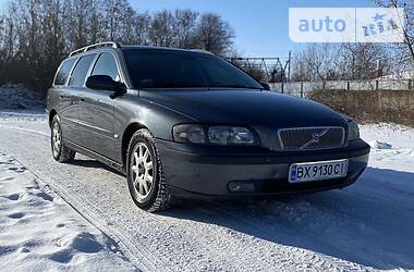 Volvo V70  2003