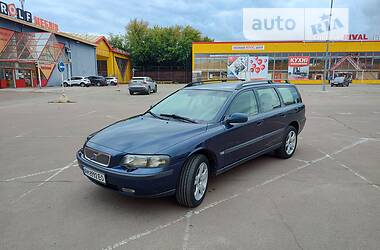 Volvo V70  2003