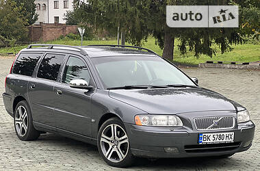 Volvo V70  2006