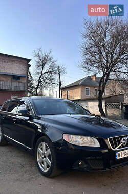 Volvo V70  2011