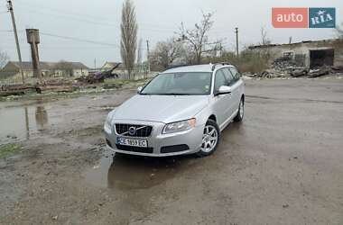 Volvo V70  2011