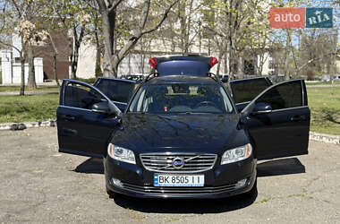 Volvo V70  2015