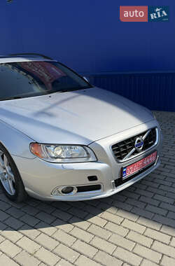 Volvo V70  2013