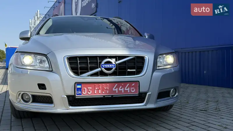 Volvo V70 2013
