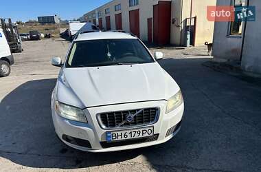 Volvo V70  2008